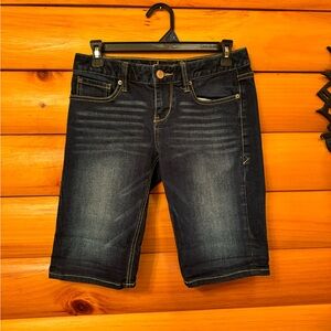 American Rag Denim Shorts with Contrast Stitching. Size 1